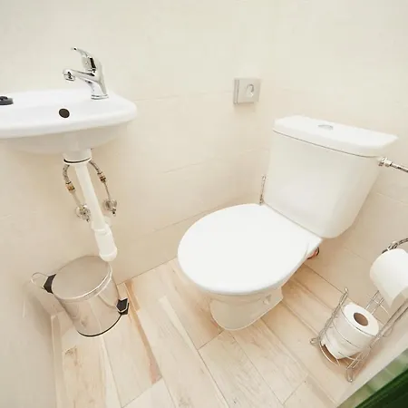 Vltavská Pohádka 3*